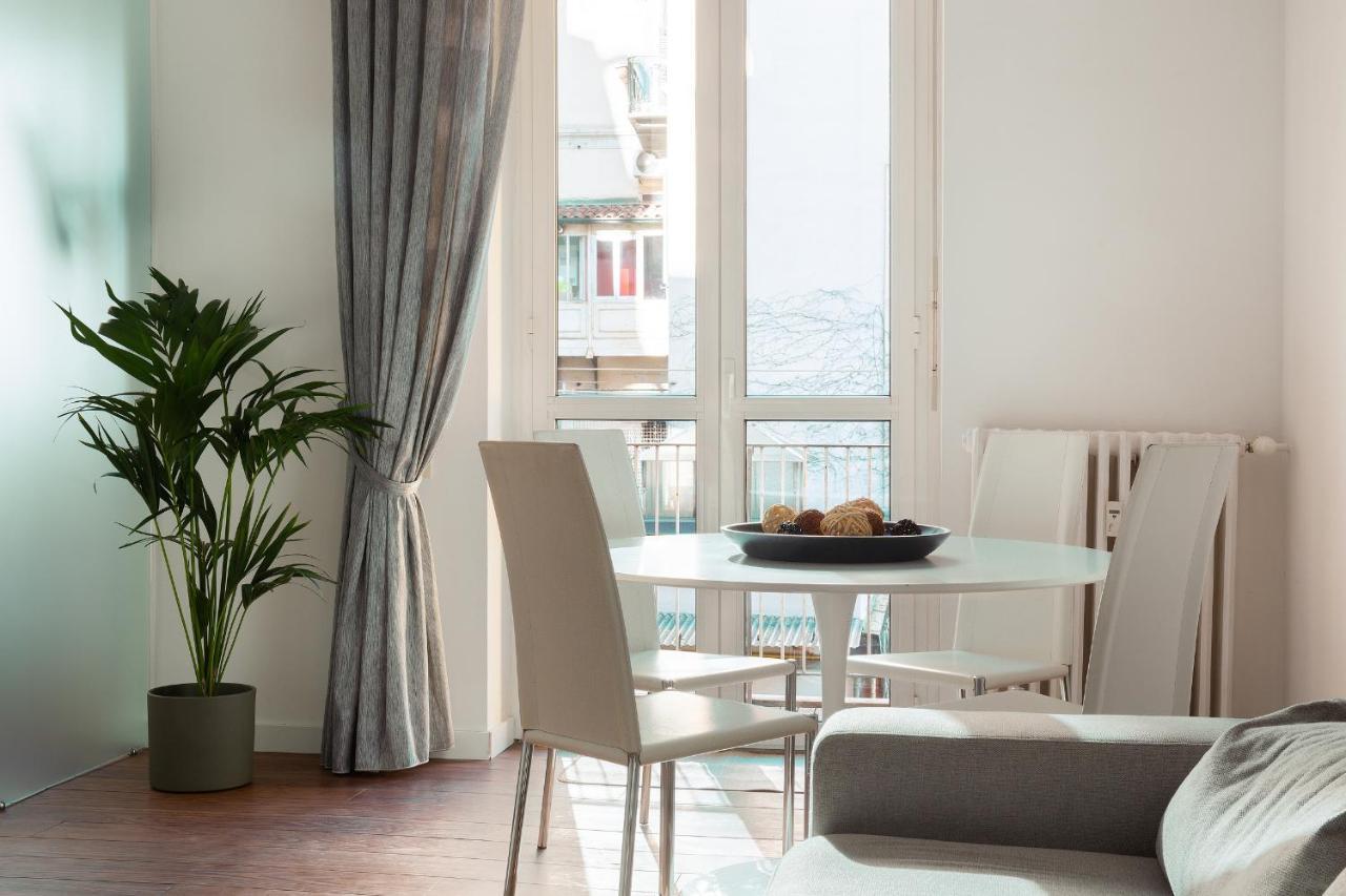 Hl Apartment - Brera, Garibaldi, Moscova, Duomo, Montenapoleone ミラノ エクステリア 写真