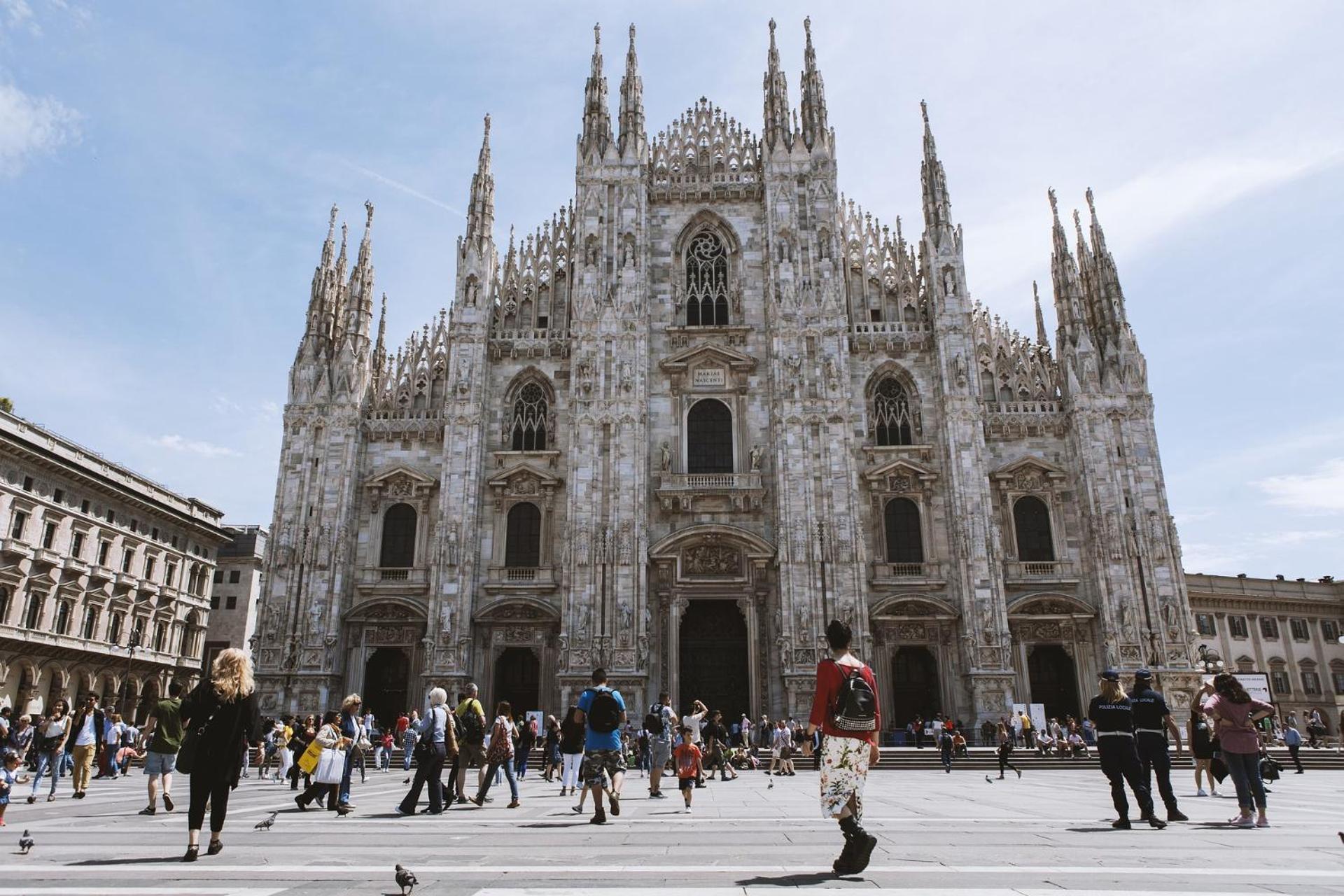 Hl Apartment - Brera, Garibaldi, Moscova, Duomo, Montenapoleone ミラノ エクステリア 写真